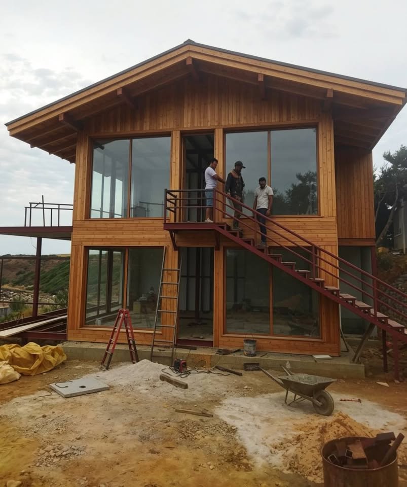 Chalet avec balcon (R+1) — Photos du modèle 2/3